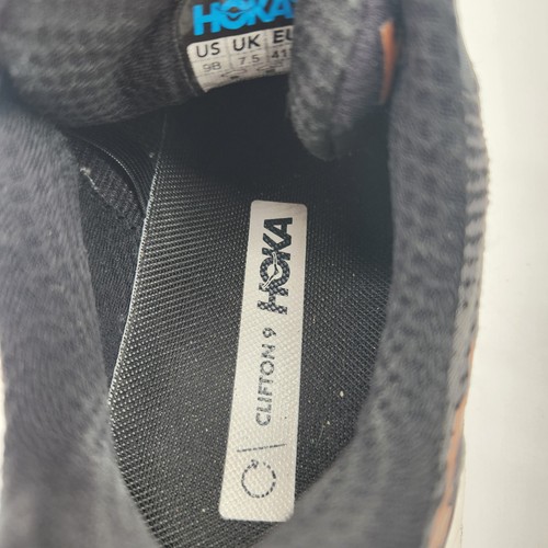 Hoka One One Clifton 9 Running Shoe Sneaker Black/ Copper Womens Size: 9B - Picture 12 of 12