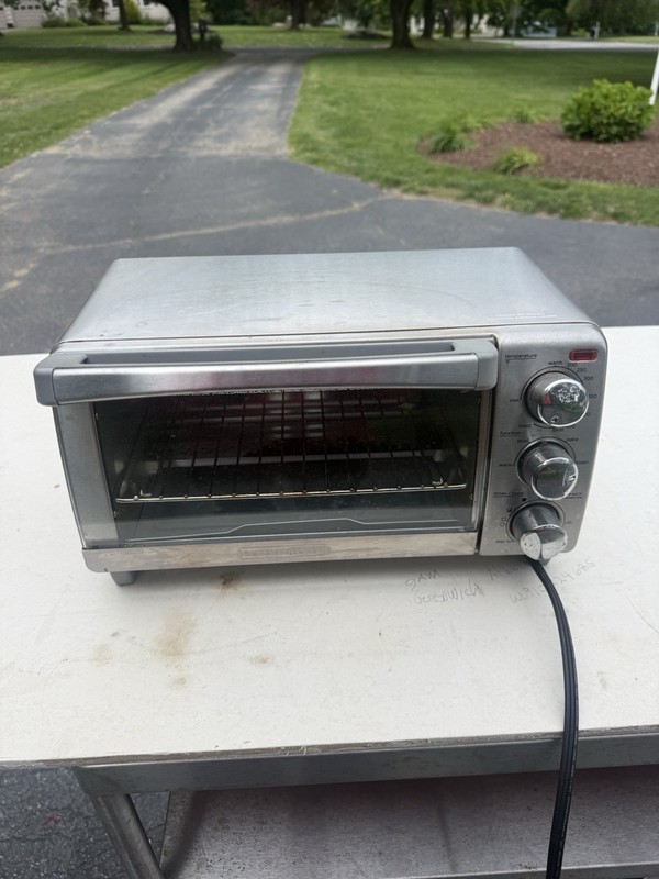 black and decker under cabinet toaster oven