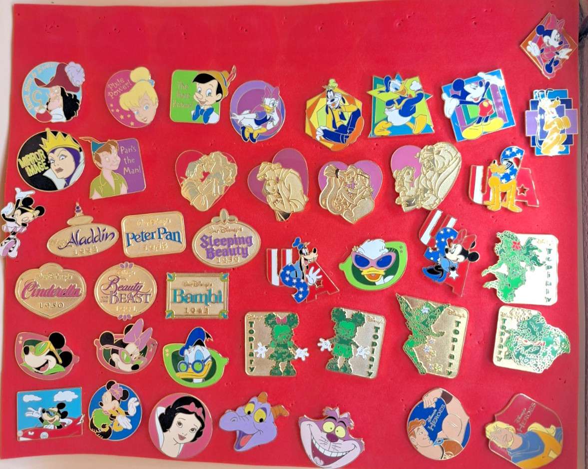 Disney trading pin badges joblot, 41 in all. Mostly WDW. All very good condition