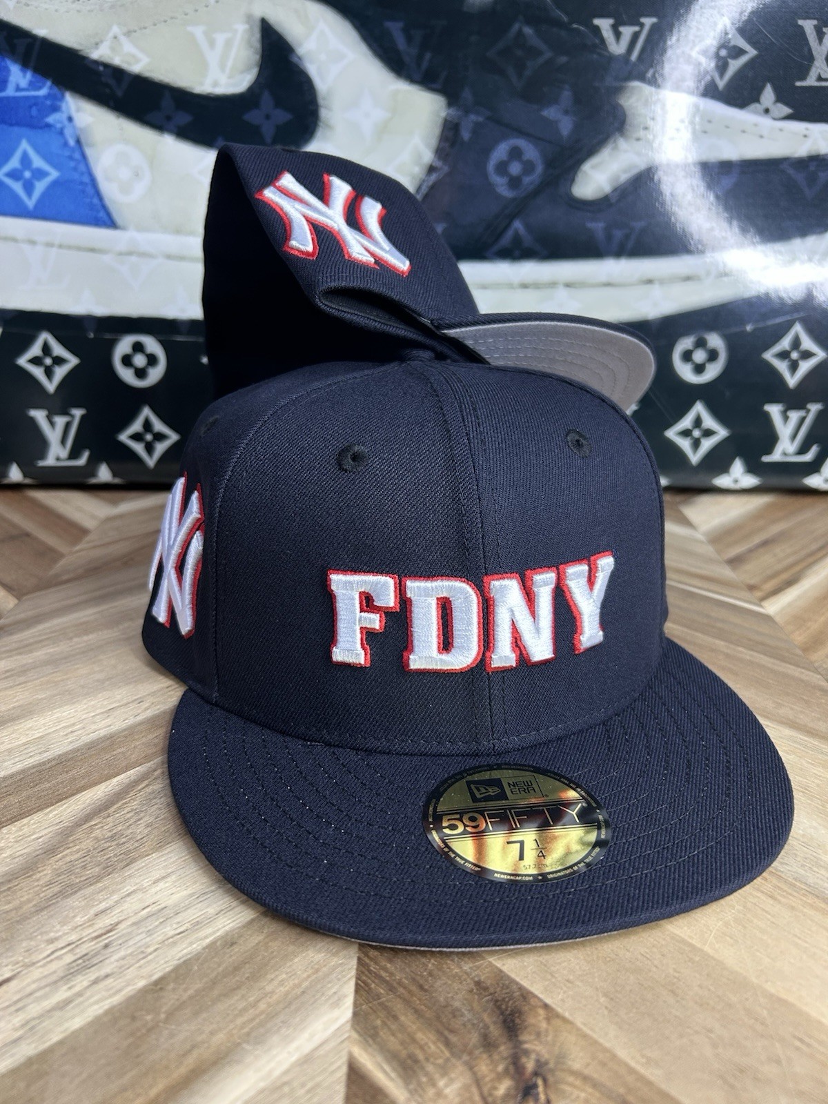 New Era Yankees FDNY Fire Department Navy Red Supreme 7 1/4 Rare Cap