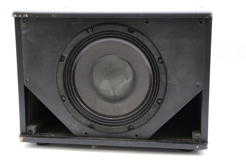 YSS10 Compact Powered Studio Subwoofer - Black *READ*