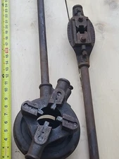 VTG Toledo Pipe Ratcheting Threader, Set TAP & DIE & ARMSTRONG Pipe THREADER