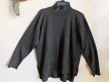 Cable Gauge Sweater Size Large Charcoal long sleeve 592
