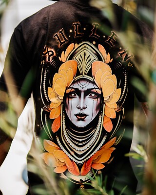 SULLEN CLOTHING DAVID MENTION  TATTOO ART STANDARD T-SHIRT
