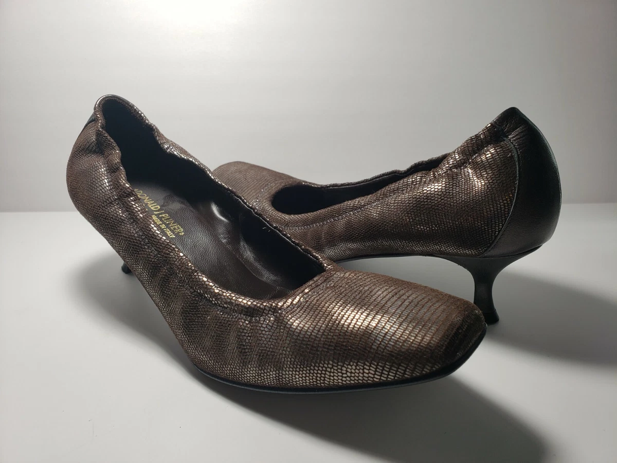 Donald pliner kitten best sale heels