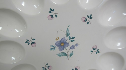 PFALTZGRAFF APRIL DEVILED EGG PLATTER PLATE PURPLE FLOWERS - Picture 3 of 4