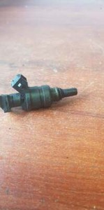 BMW 5ER E60 E61 2005 520i 525i 530i BENZIN EINSPRITZDÜSE DÜSE 1427240