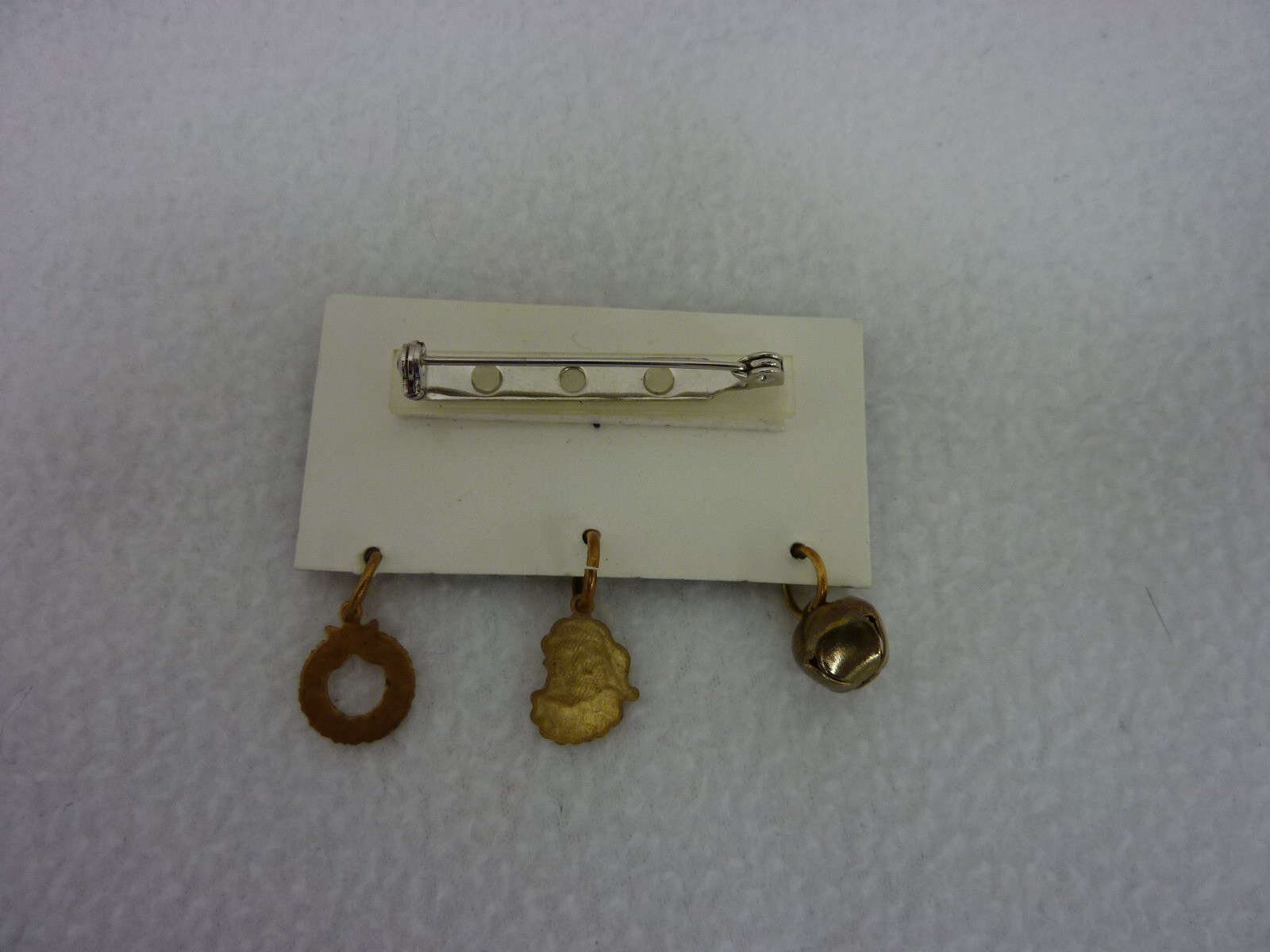 VINTAGE JOY RECTANGULAR LAMINATE BROOCH WITH CHAR… - image 7