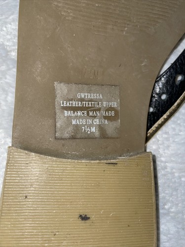 guess by marciano thong sandals Size 7.5 - Picture 4 of 4