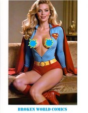 Keys Comics #2 Pin-Up Gallery Supergirl TPL Cosplay Virgin Variant NM-