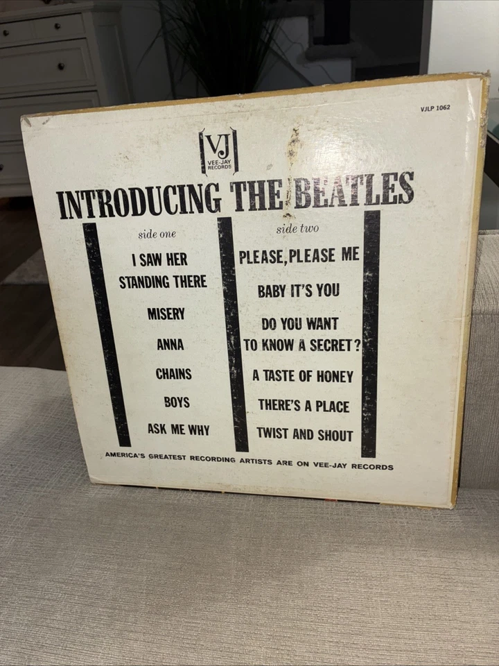 Introducing The Beatles – Vee Jay VJLP 1062 –63-3402 etched in deep wax - Imagem 2 de 3