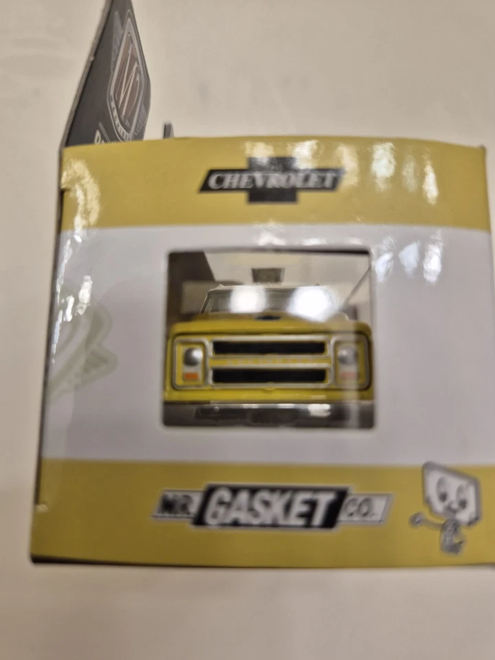 Camión Chevrolet C40 M2 Machines MR. GASKET Foto 3 de 4