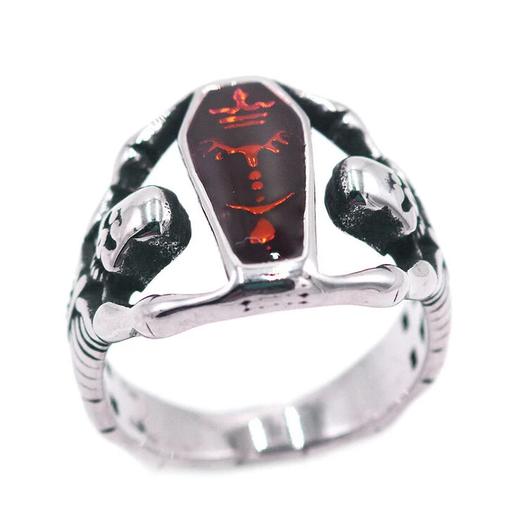 Anillo de ataúd gótico con doble calavera de acero inoxidable anillo de motociclista de sangre de vampiro Foto 3 de 4