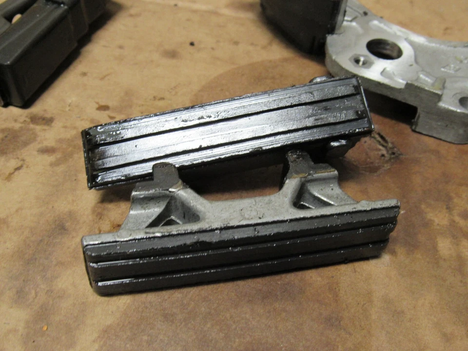 Yamaha XS500 1978 DOHC guías de ajuste de cadena de distribución 1J31221000 Foto 3 de 4