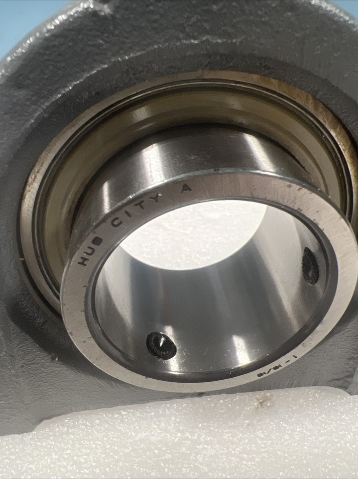 Hub City Bearing PB350X11516 Pillow Block Bearing 115/16 eBay