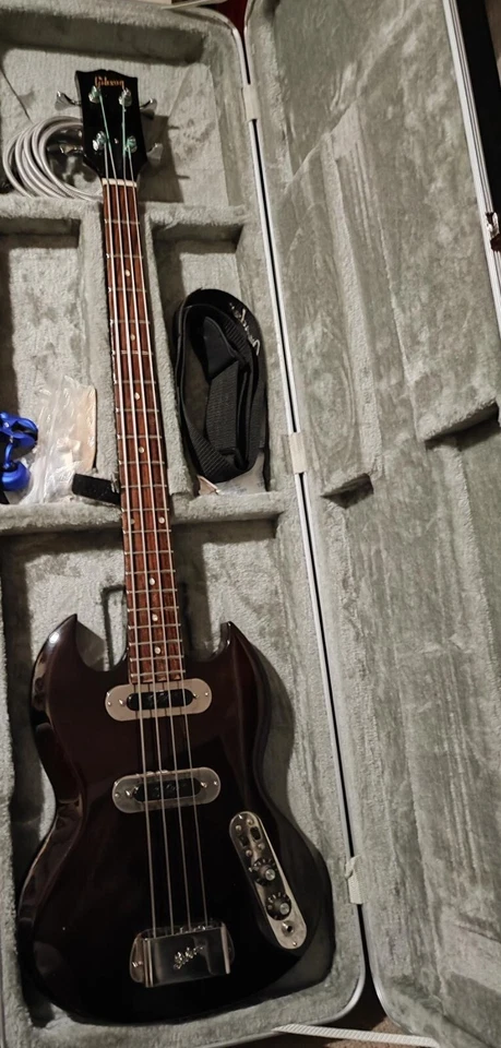 Красивый оригинальный 1971 редкая «GIBSON SB-400 BASS» орехового цвета с жестким чехлом - Изображение 4 из 4