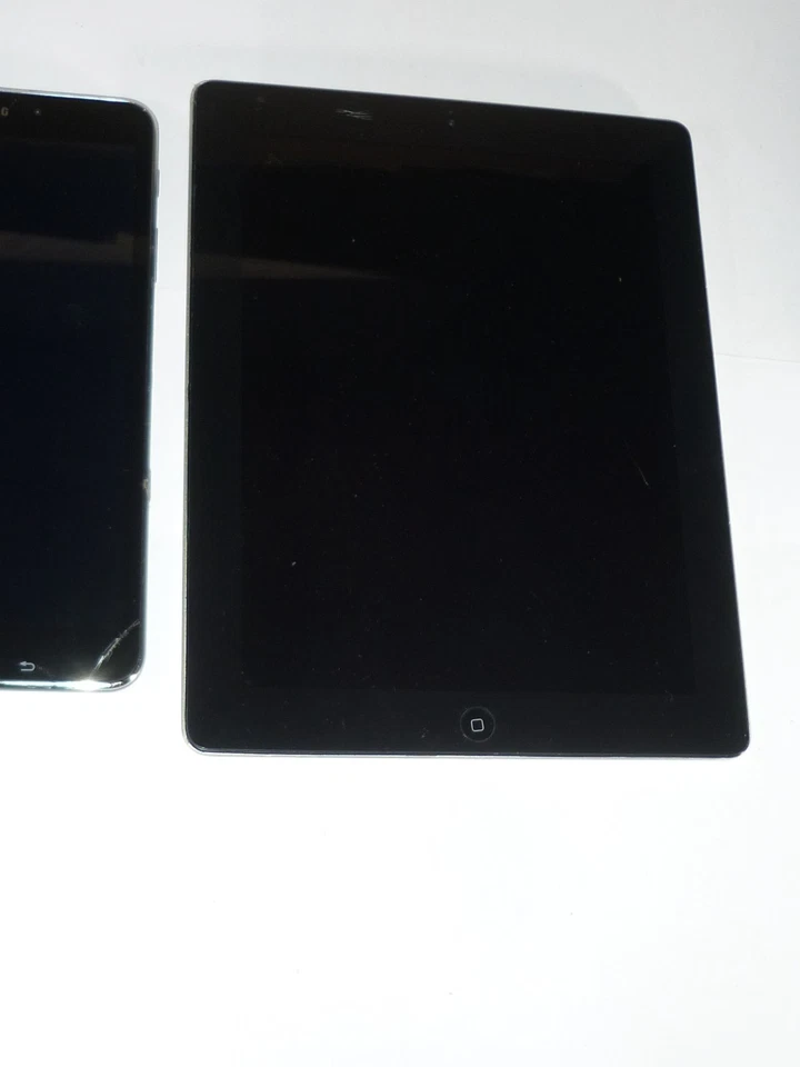 Apple - Samsung Pads etc. Job lot Not Tested Tablets Sold As Seen - Image 4 of 4