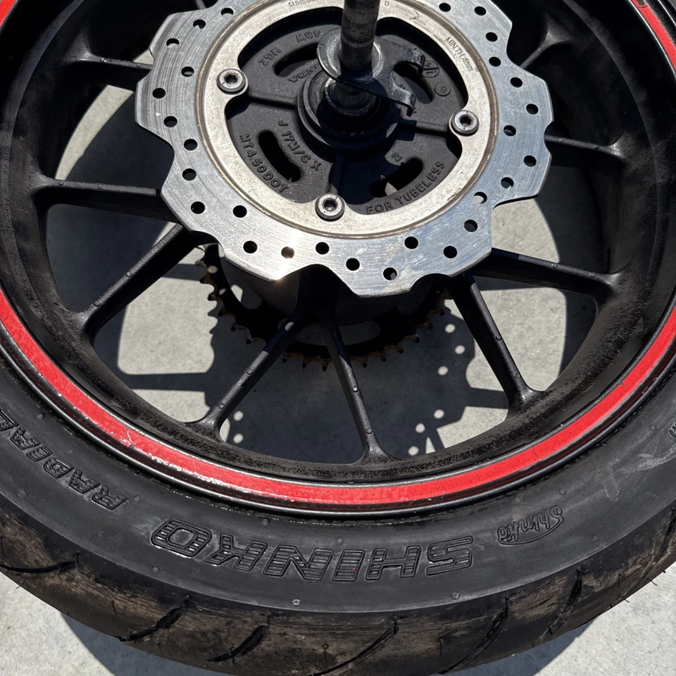 Llanta trasera Honda CBR500R CBR500 2013 13-15 rotor neumático recto OEM 308236 Foto 2 de 4