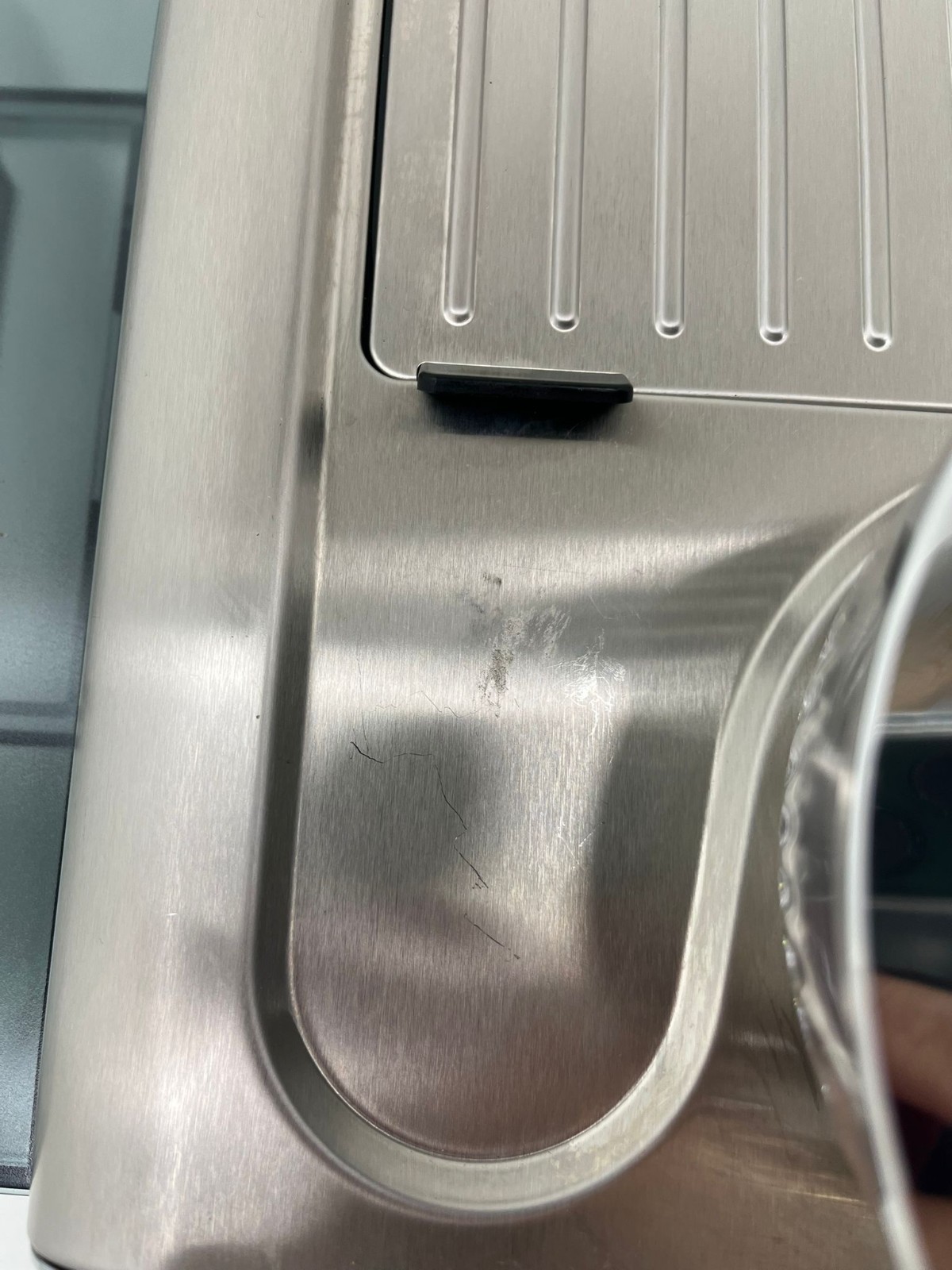 DeLonghi La Specialista Touch Espresso Machine EC9455M