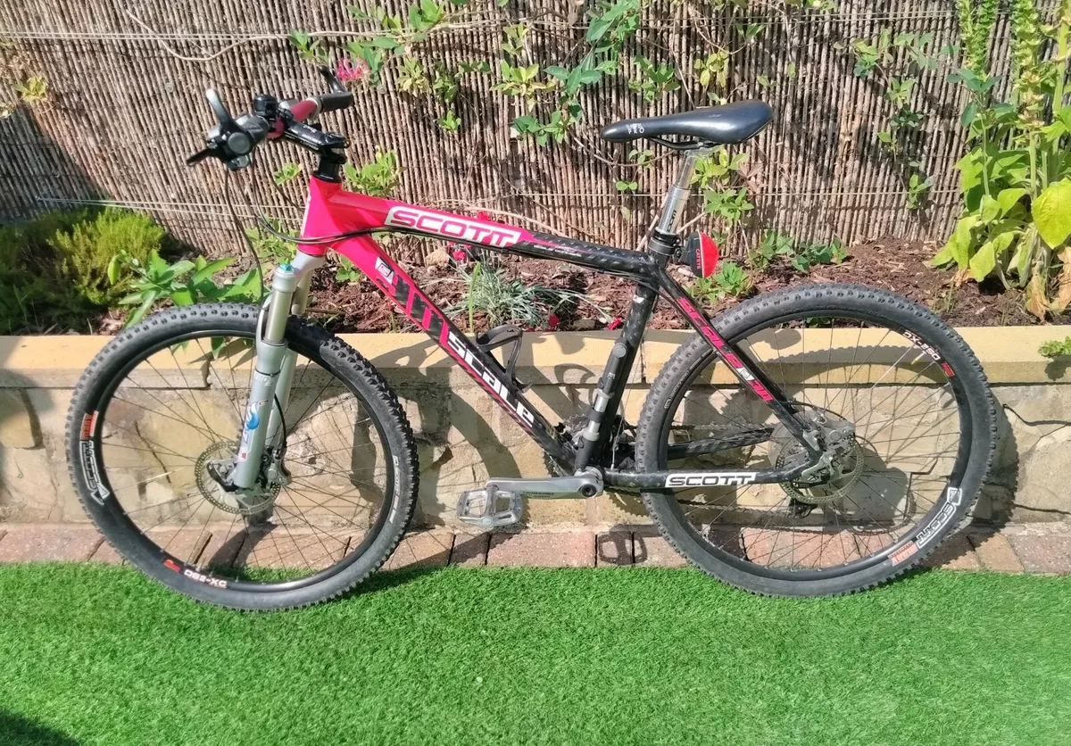 Scott scale hotsell 30 carbon