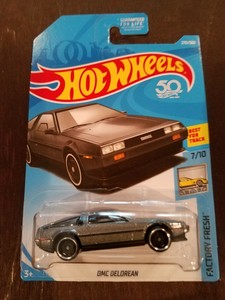hot wheels dmc delorean 2018