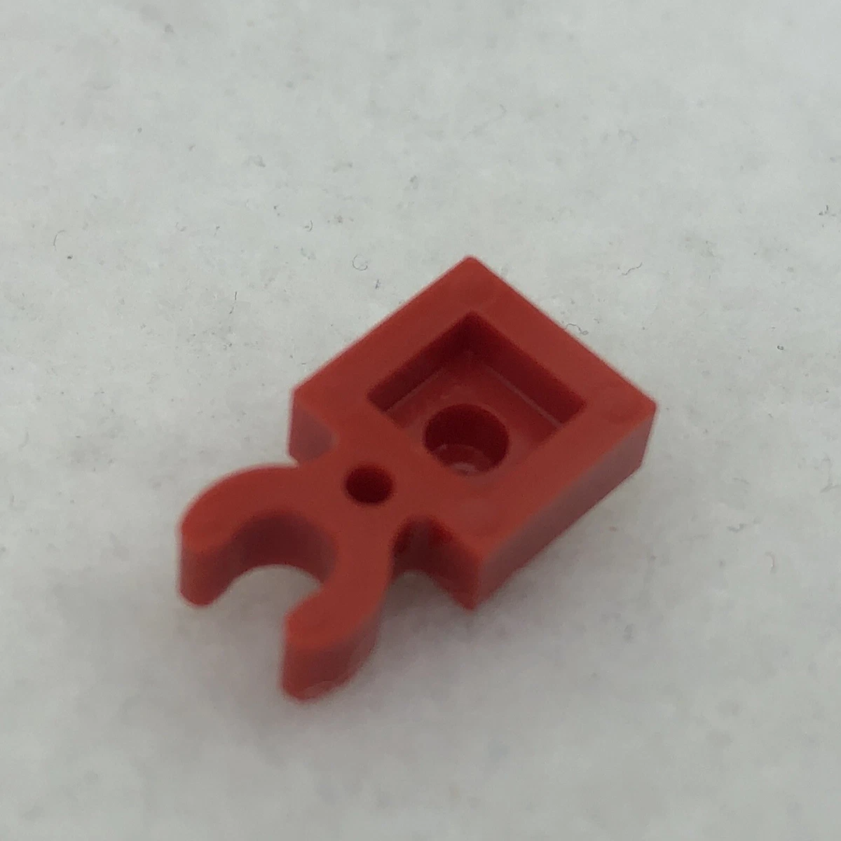 LEGO 4085d Red Plate Modified 1 x 1 with Open O Clip Thick Vertical Grip x1