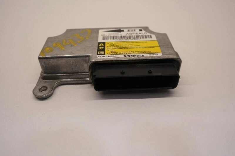 05 06 GMC ENVIY ECM MÓDULO DE CONTROL 15906932 DEBAJO CONSOLA OEM Foto 2 de 4