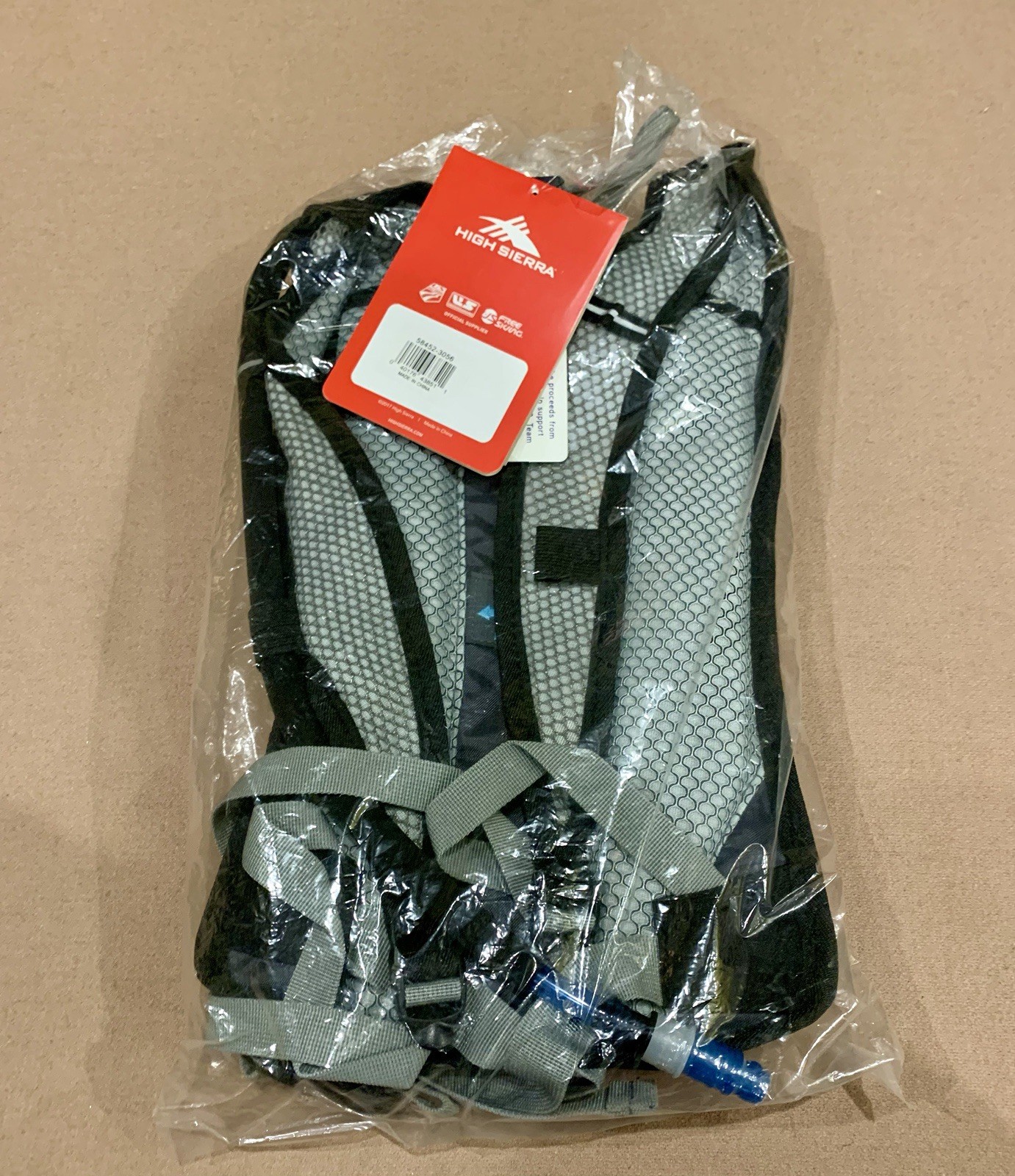 NWT-High Sierra Hydrahike 2.0 4L Hydration Water Backpack Bl