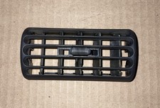 97-06 Jeep Wrangler Tj 97-01 Jeep Cherokee Xj Center Dash Bezel Vent - Single 97-06 Jeep Wrangler Tj 97-01 Jeep Cherokee Xj Center Dash Bezel Vent - Single