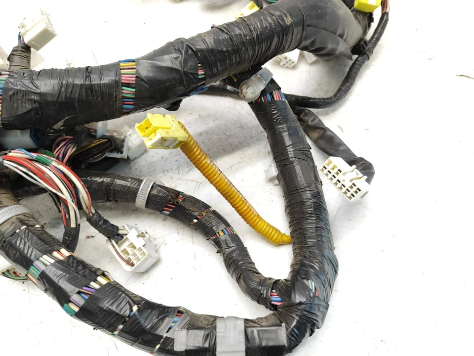 丰田 PREVIA 2.0 D4D 2002 LHD 室内底板线电缆 AB14128210 — 第 2/4 张图片