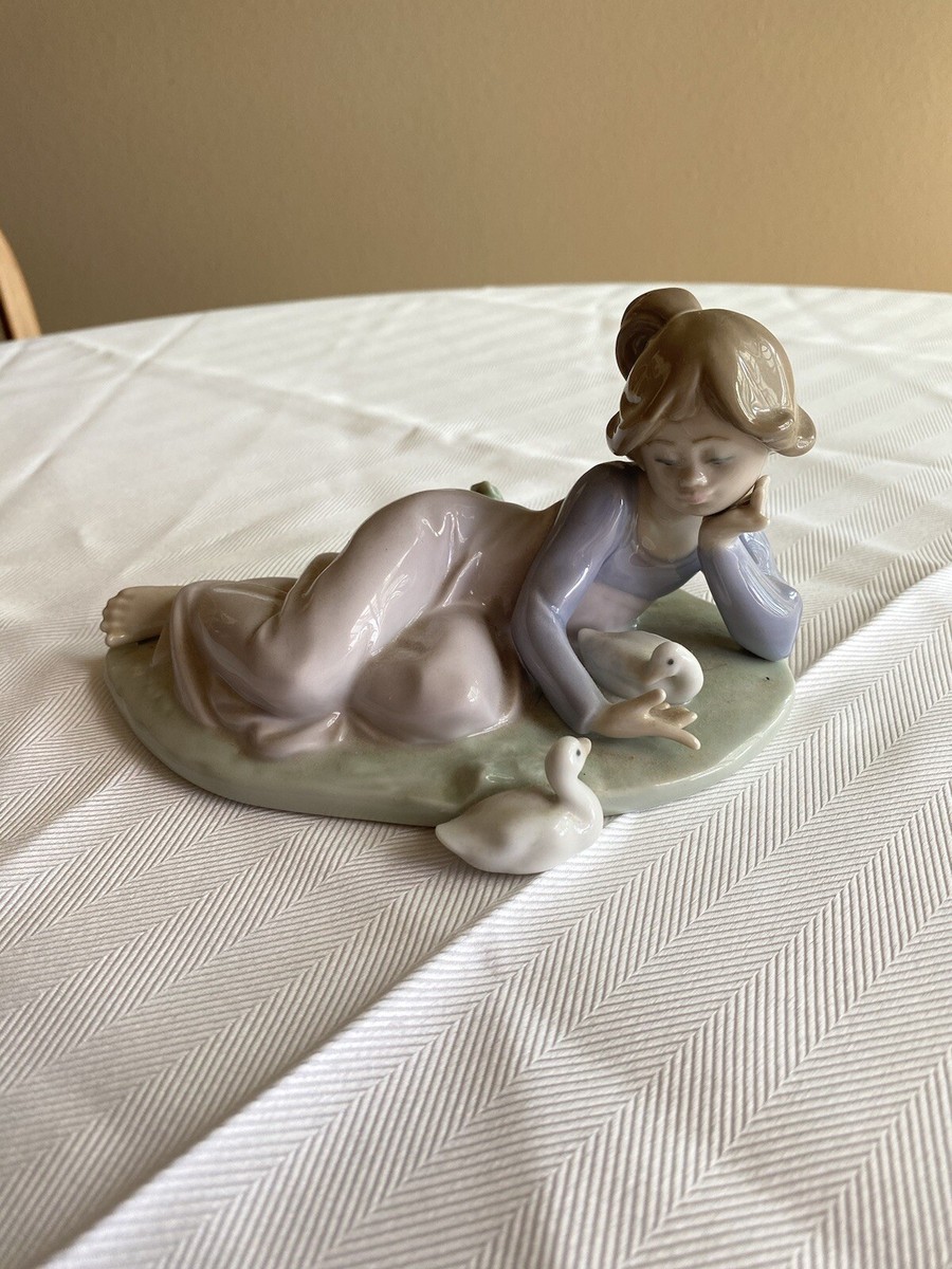 リアドロ　LLADRO 見いつけた | リヤドロ公式オンライン