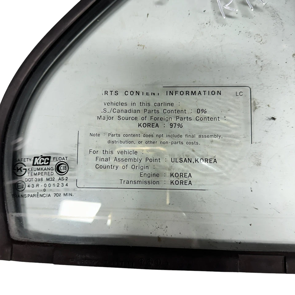 Hyundai Accent 2001 sedán OEM lado derecho pasajero puerta trasera ventilación ventana vidrio Foto 2 de 4