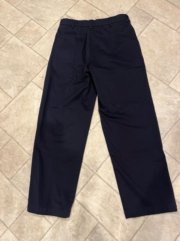 Dockers 30x30 navy blue men's flat front cotton and polyester  pants
