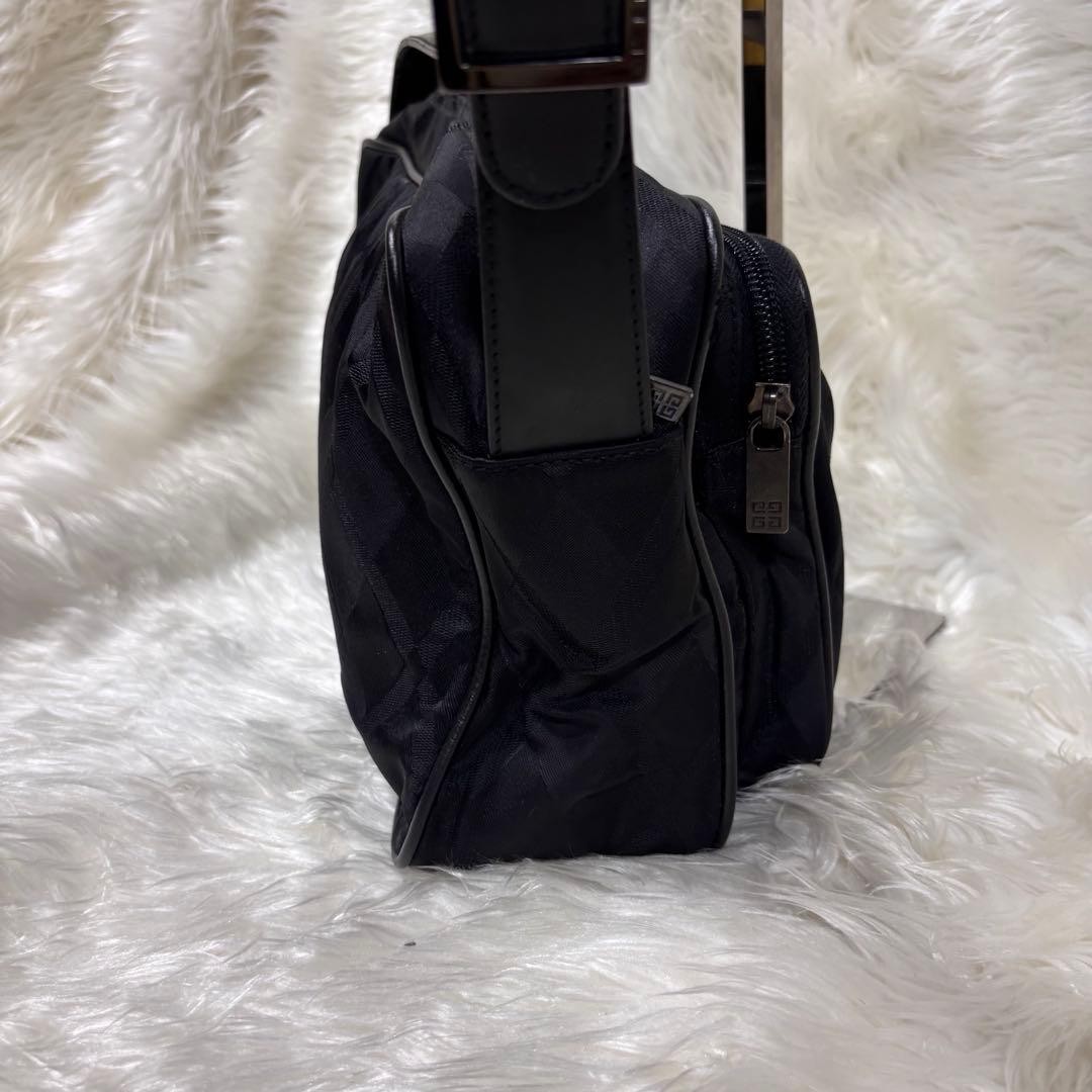 Givenchy Shoulder Bag Nylon Black Authentic F0210405 thumbnail 5