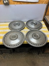 Vintage Oem 15 Deluxe Hubcap For 1975-79 Ford Ltd Crown Victoria Vehicles Set