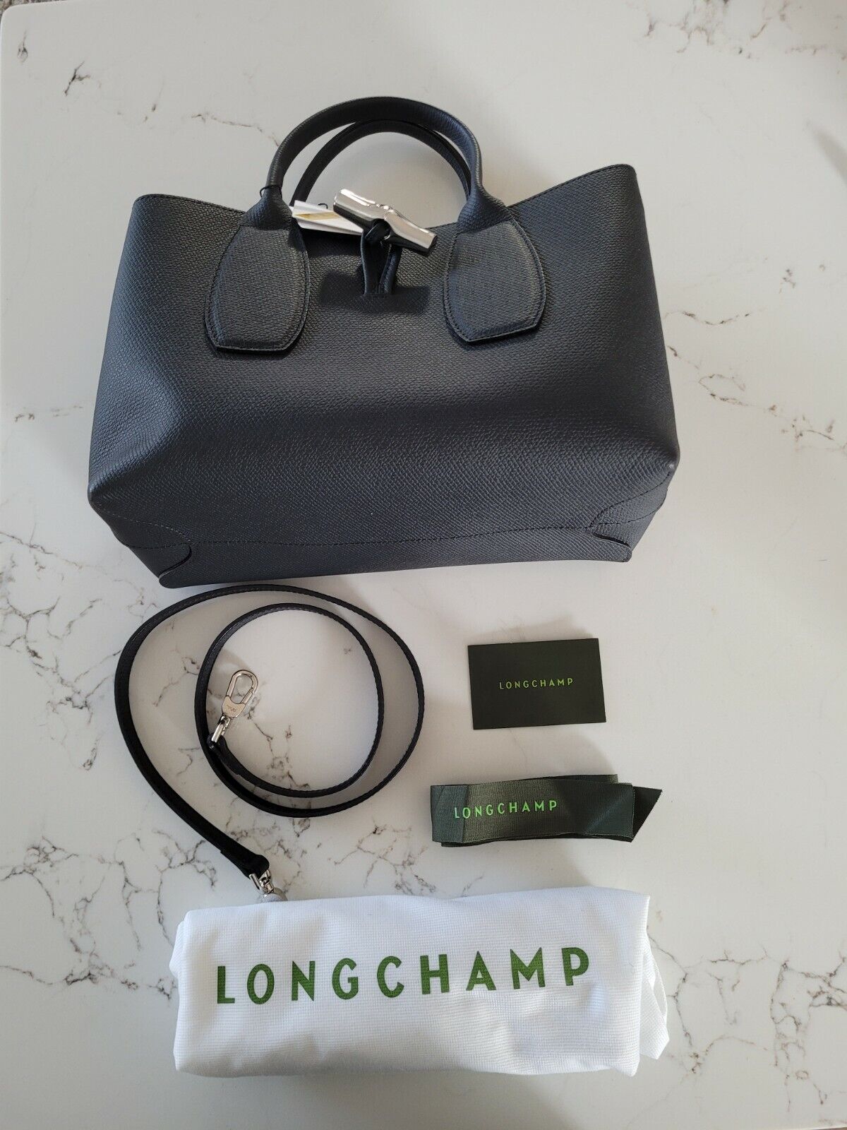 Longchamp Roseau Top Handle Bag in Medium, Black - comes w/ tag & dust  bag