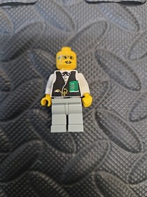 Lego Set 6765 Lego Gold City Junction With Minifigs Incomplete Manual 