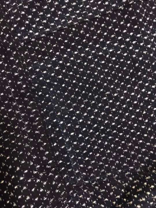 Antigua cubierta futón japonesa índigo Shōsei Gasuri boro textil tejida a mano 79x83" Foto 3 de 4