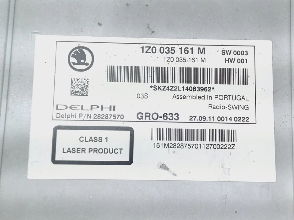 RADIO Skoda Yeti (5LAC) SUV 2.0 TDI 16V 4x4 (CBDB) 2011 1Z0035161M - Bild 3 von 3