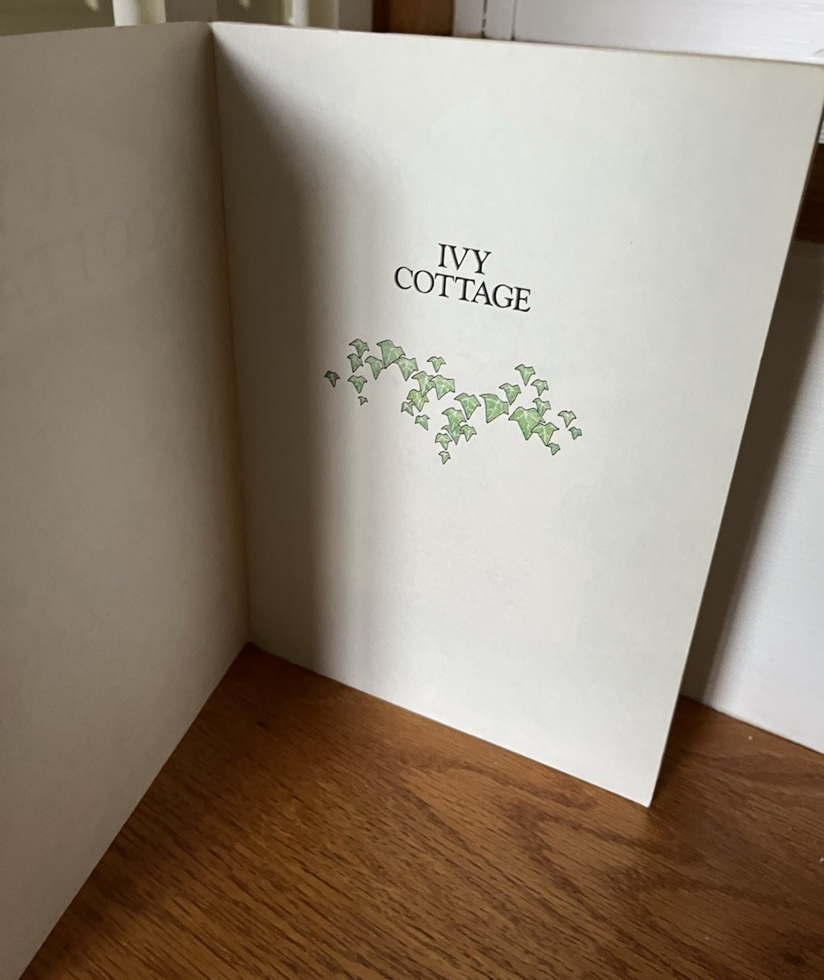 IVY COTTAGE, A VIOLET PICKLES TAYLOR, E.J. (1984) By E J Taylor
