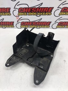 ♻️ Yamaha YZF-R1 5VY 2004 - 2006 Batteriefach Halter Verkleidung ♻️