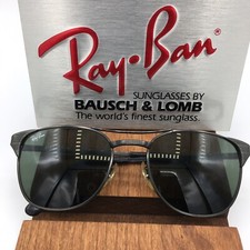 Occhiali da sole vintage Ray Ban B&L nero cromato sigillo W0669