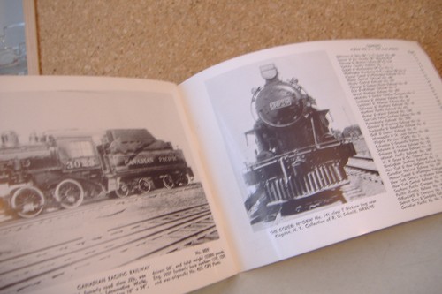 ~RAILROAD PHOTO ALBUM~VOL. 5 NO. 5 ~COPYRIGHT 1953~ - Picture 7 of 8