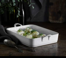 PILLIVUYT FRANCE, TOULOUSE LARGE RECTANGULAR PORCELAIN BAKER, 11.25" X 9.5", NEW