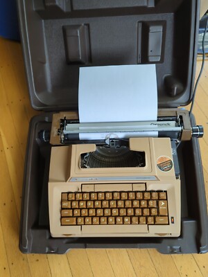 Smith Corona Coronet XL Electric Typewriter With Original Case Test Working