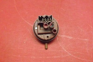 Waschmaschine HOTPOINT FEW12P Druckschalter