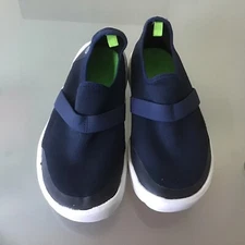 OOFOS OOmg eeZee Low Shoes Women’s Navy Blue Slip On Recovery Sneaker 6 EU 37