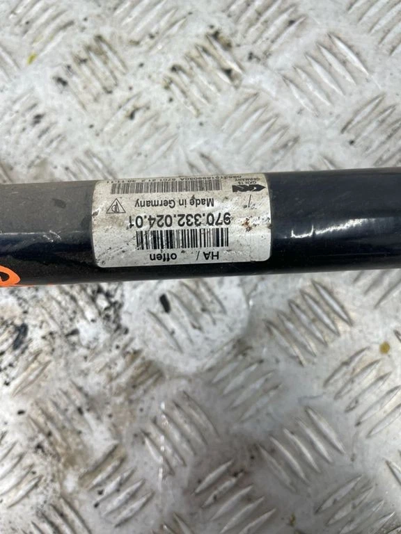 Árbol de transmisión trasero derecho Porsche Panamera (970) 2012 diésel LIQ4421 Foto 2 de 4