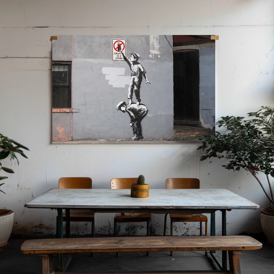 Banksy's Graffiti | Graffiti is a Crime 24x36" (horizontal) impresión artística Foto 2 de 4
