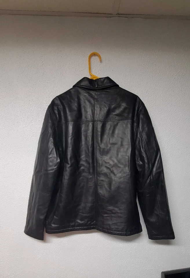 Chaqueta de piel de cordero 100 % cuero negra IZOD para hombre - talla grande Foto 2 de 4